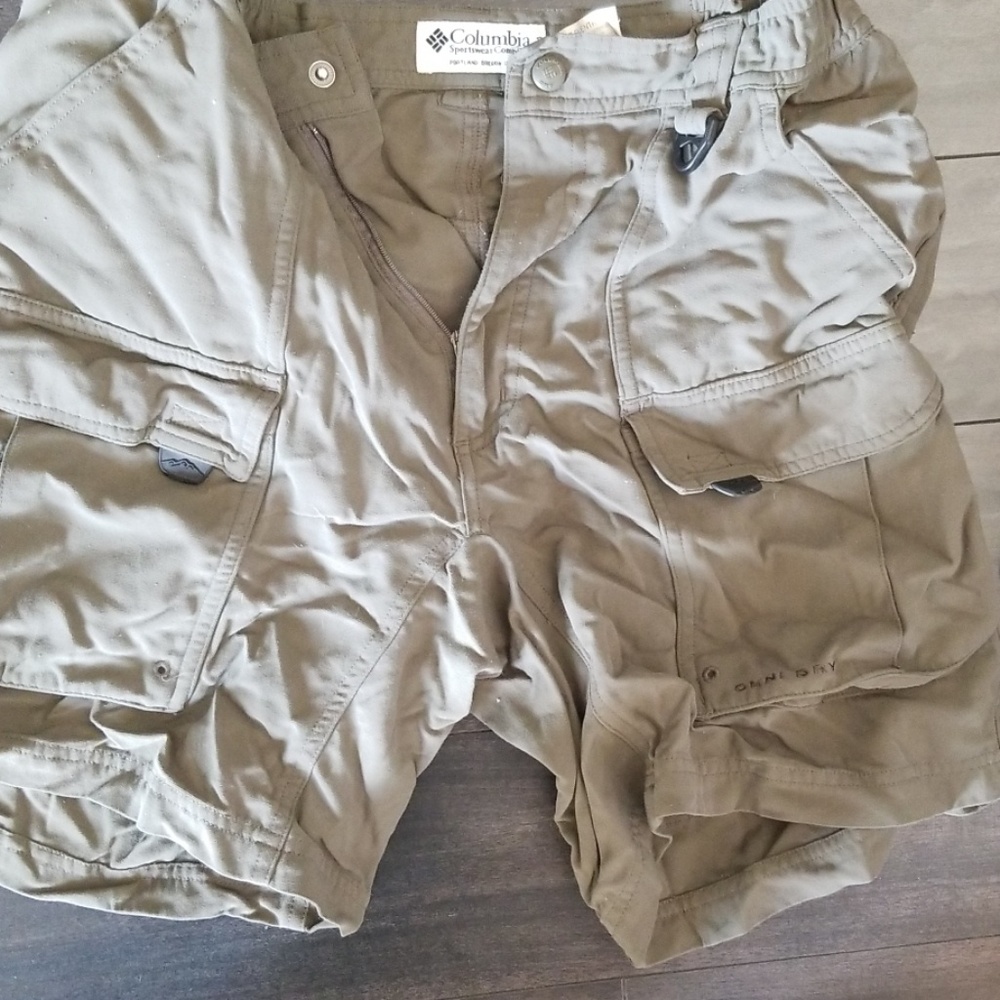 Columbia omni dry shorts